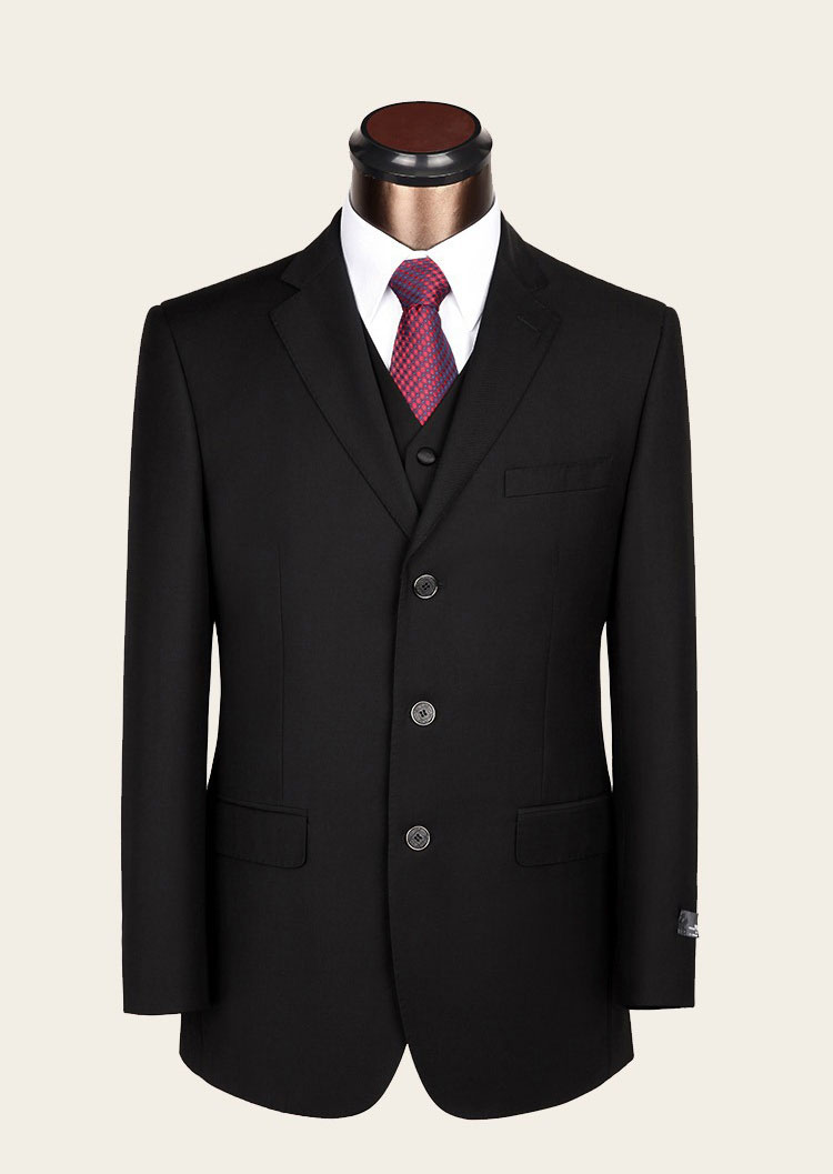 最凸显男人的成熟的衣服只有西装