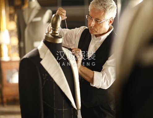 北京定制西服哪家好?专业西服厂家