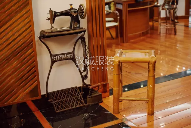 一位传奇裁缝说:西服是男人的铠甲,穿上就要去战斗