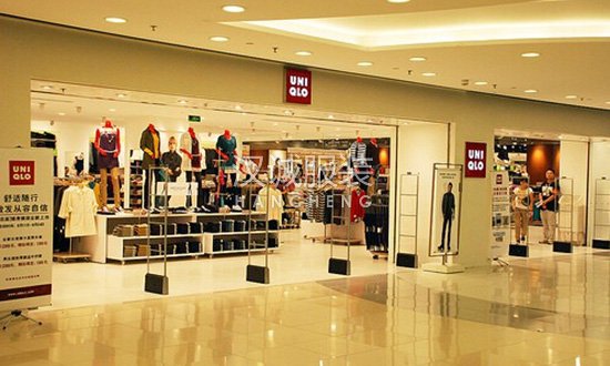 迎合年轻消费口味,服饰品牌不惜“放下身段”重塑价值观