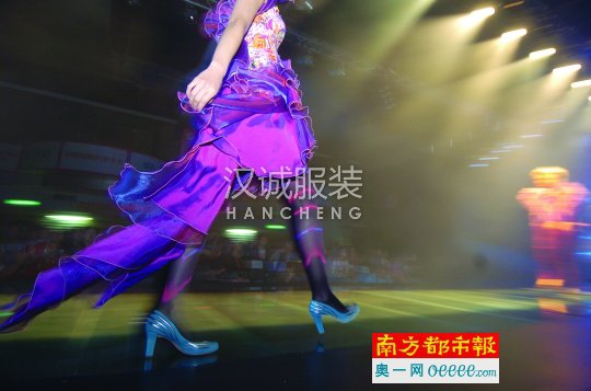 虎门服企自建电商主打内衣细分领域 对接批发商