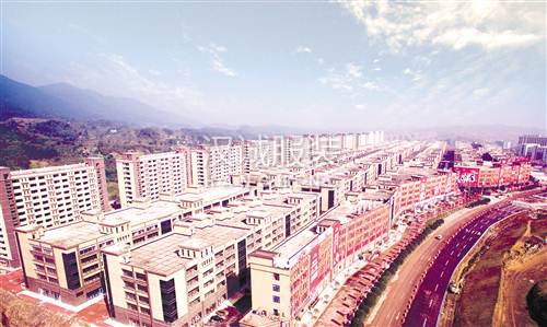 巴南：服装产业快速崛起 渝派服饰智慧转型