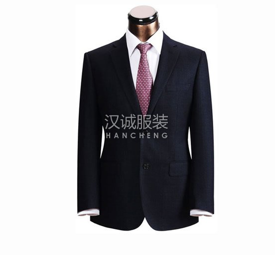 北京西服定制关于西服版型的选择